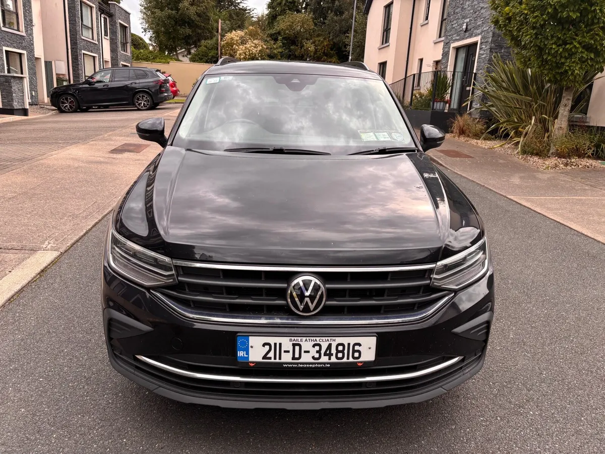 VW Tiguan 2.0TDI 2021 - Image 3