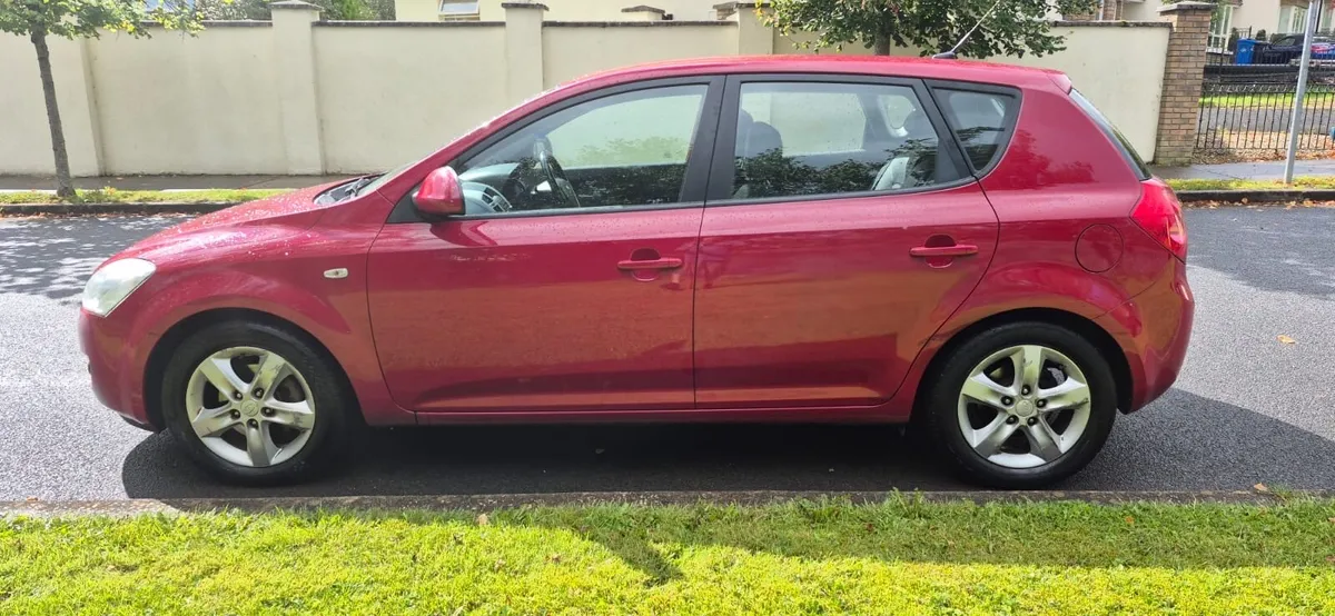 10 Kia Ceed NCTD - Image 2