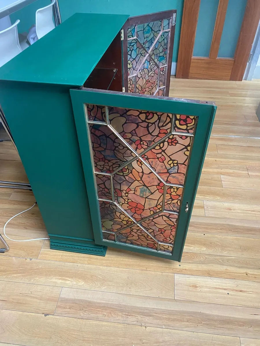 Display cabinet - Image 2