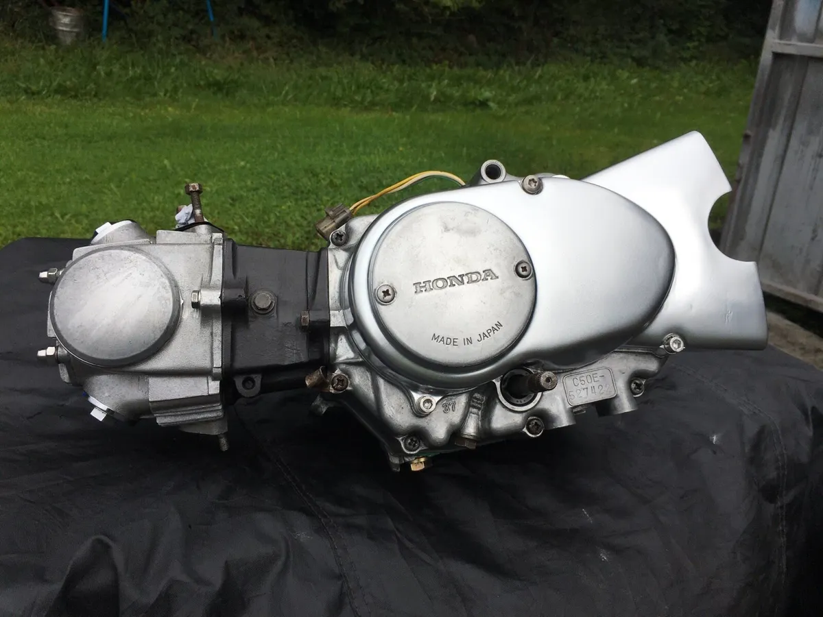 Honda c50 engine - Image 1