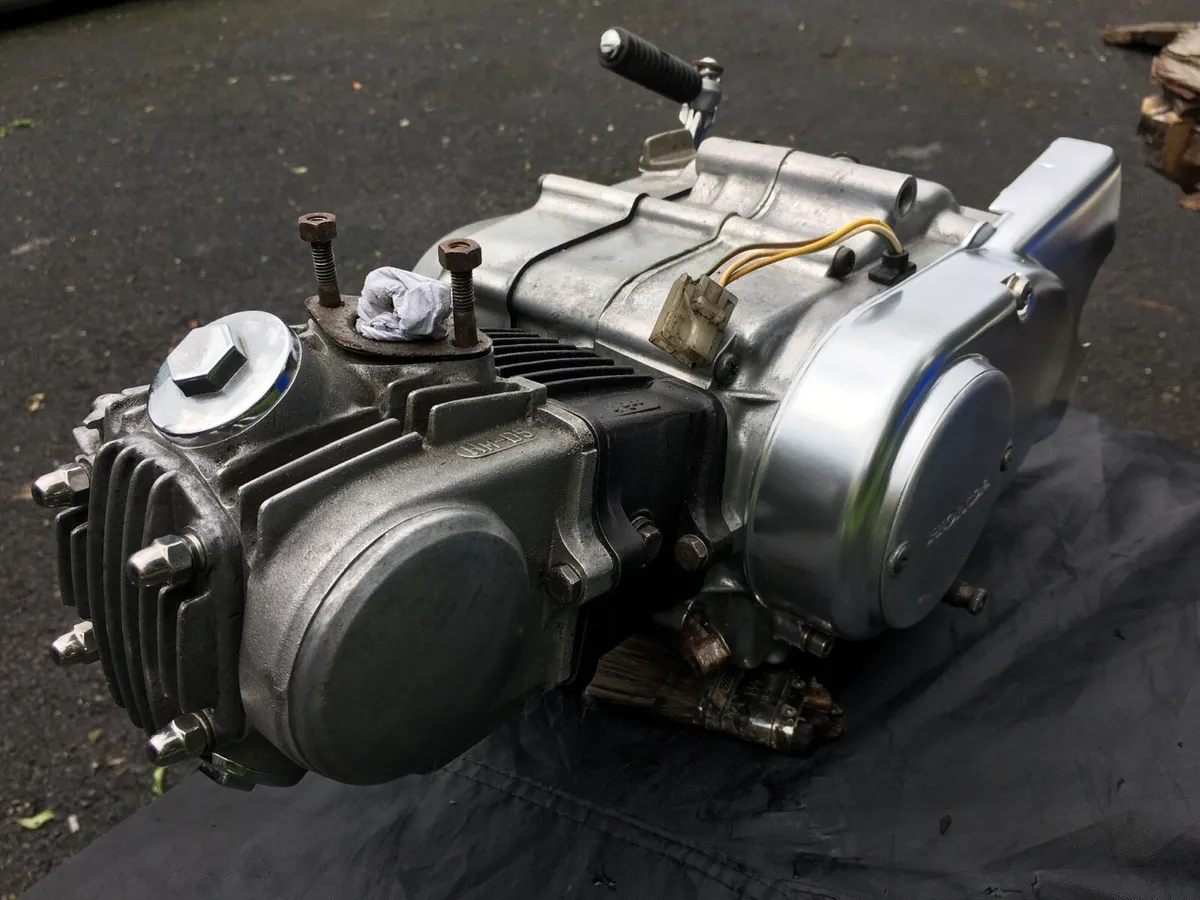 Honda c50 engine - Image 4