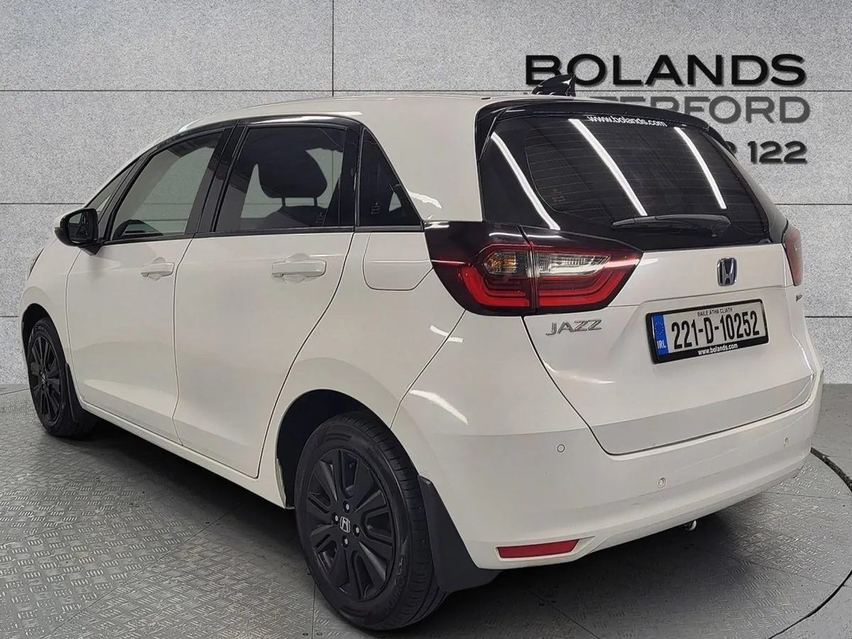 Honda Jazz 1.5i-mmd HEV Elegance Auto Finance Fro - Image 3