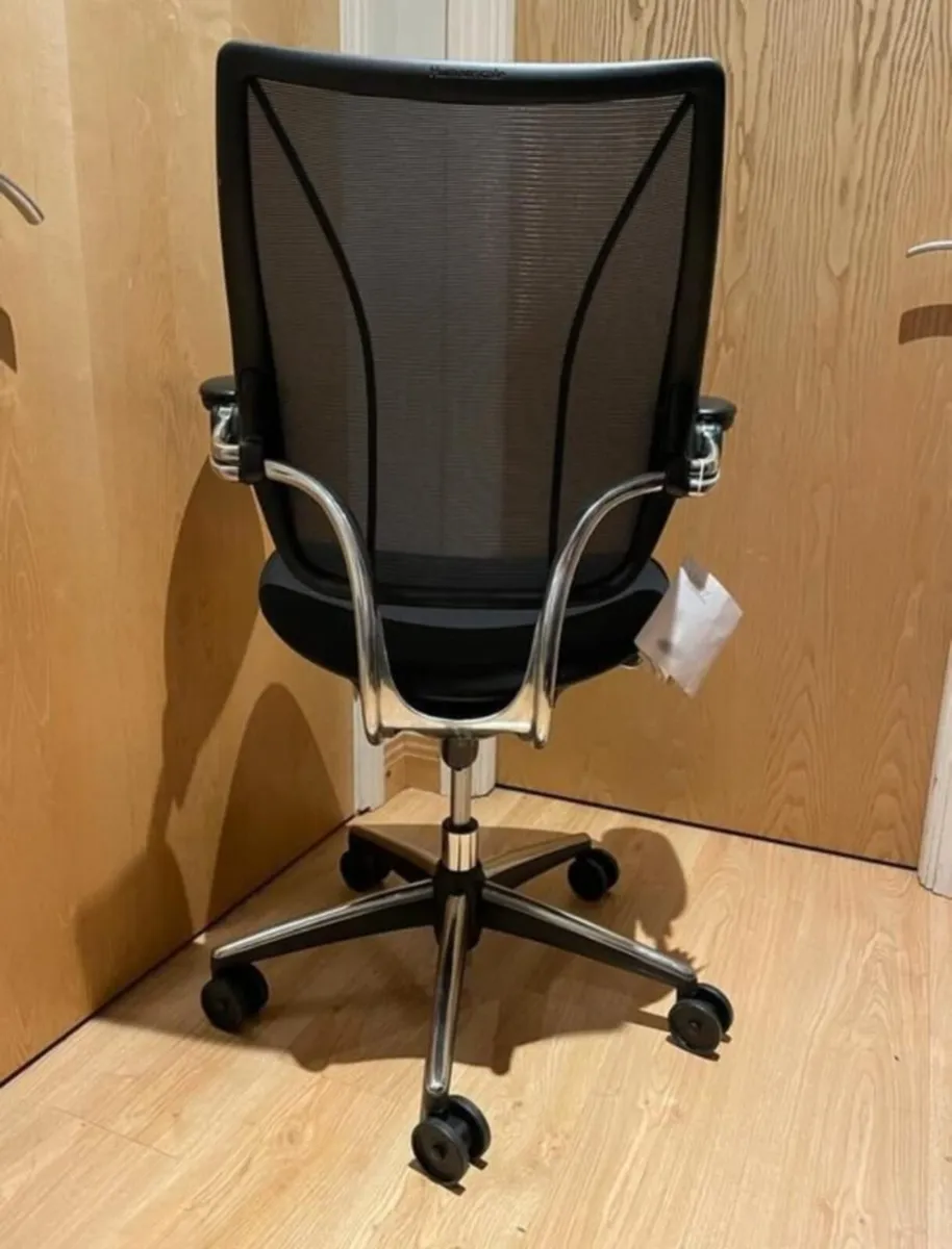 Office chair - Image 2
