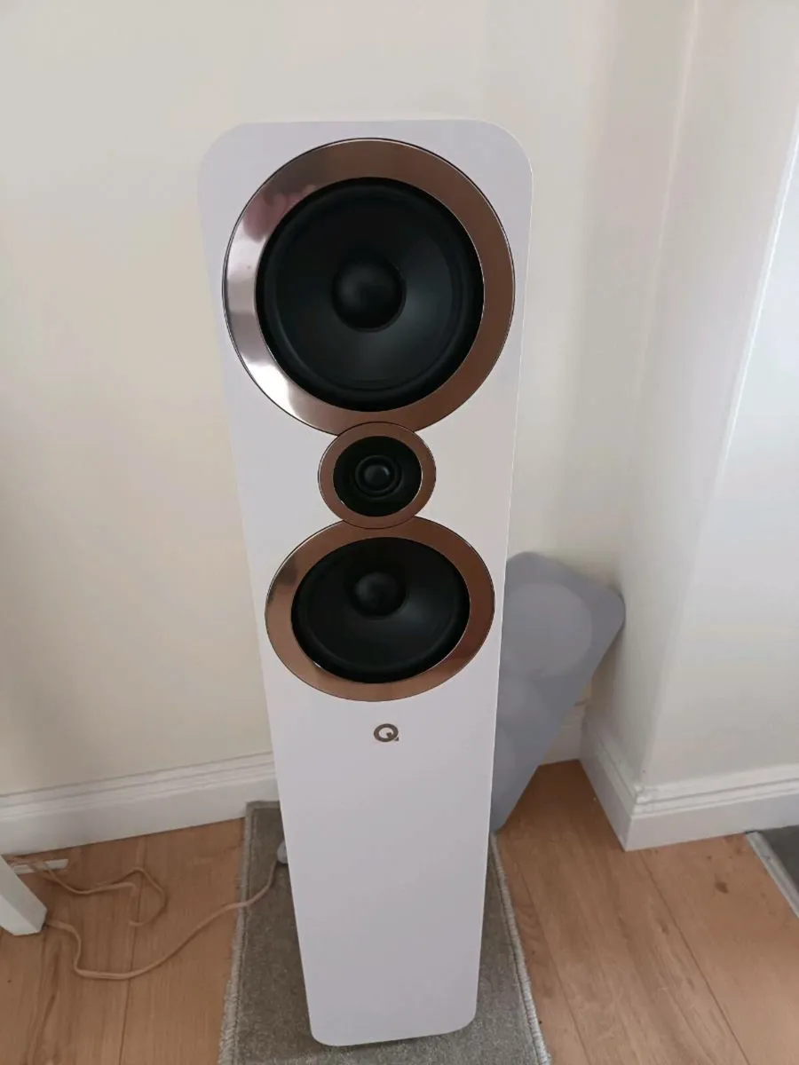 Q Acoustics 3050i - Image 1