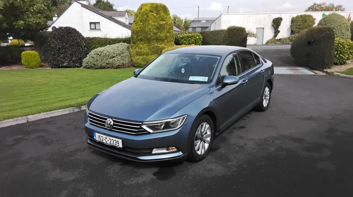 VOLKSWAGON PASSAT 1.6 TDI TRENDLINE - Image 1
