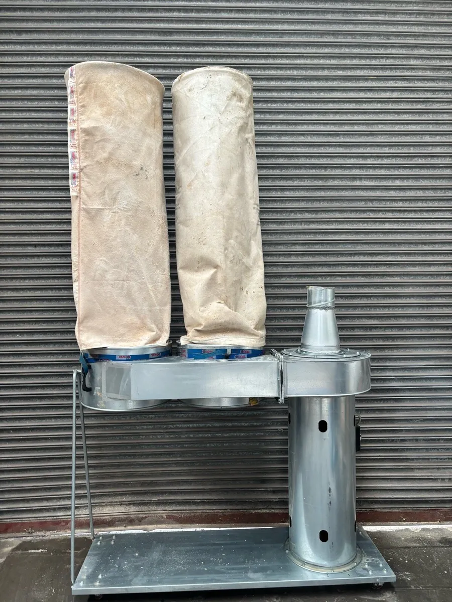 Dust extractor - Image 1