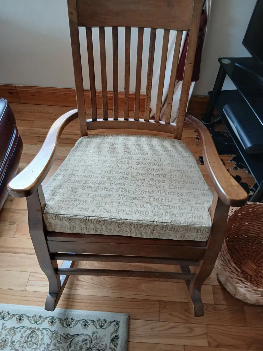Rocking chair