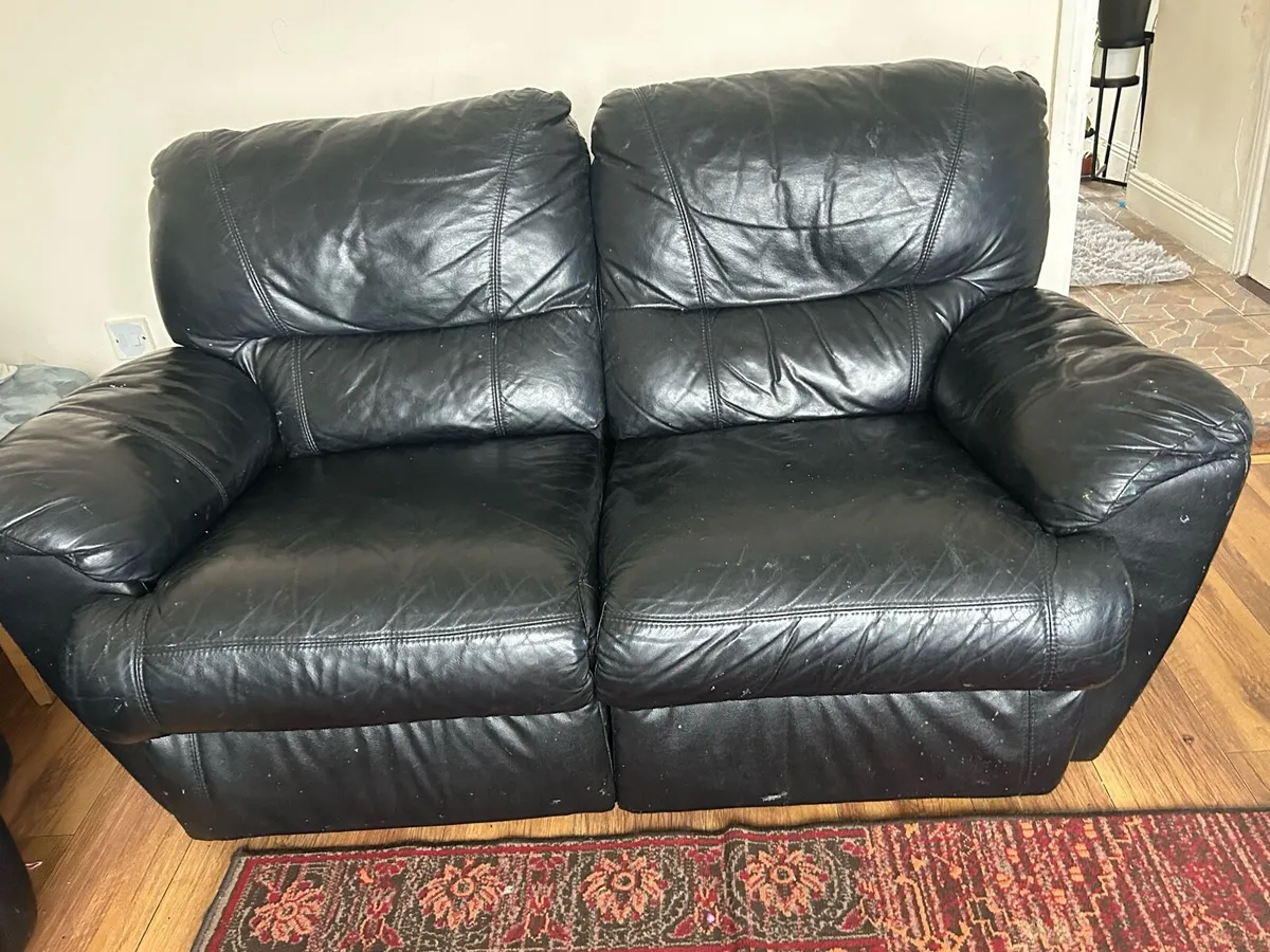 sofa/ couch/ recliner - Image 3