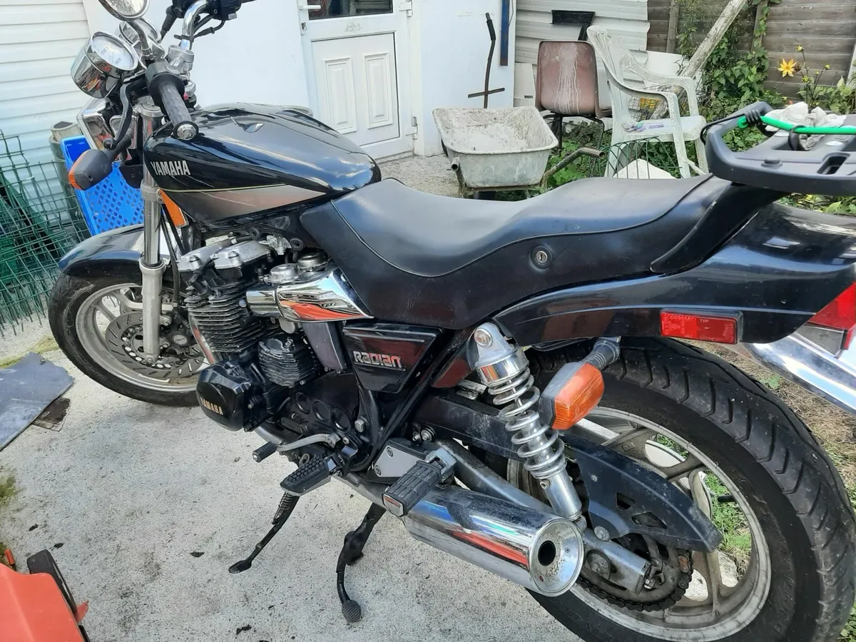 YAMAHA  RADIAN 600       1990 - Image 2
