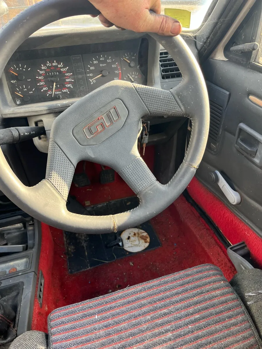 PEUGEOT 205 GTI - Image 4