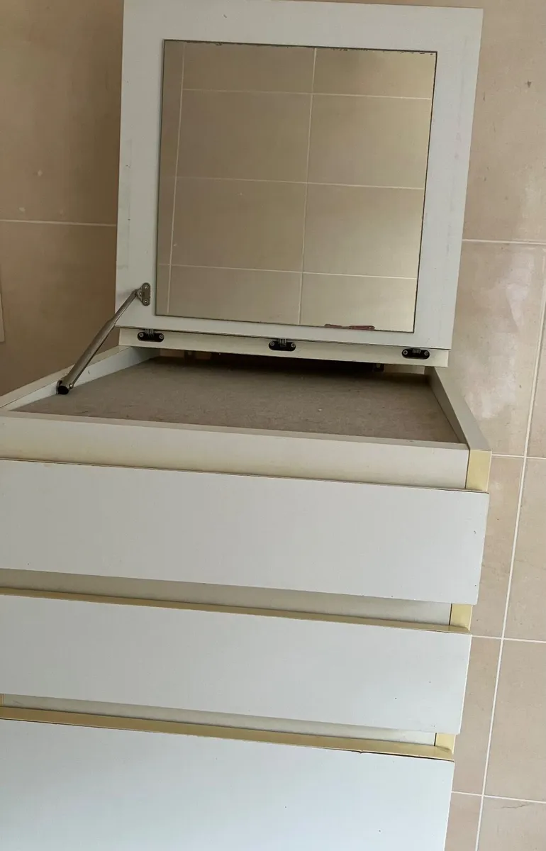 Bathroom furniture - Image 4