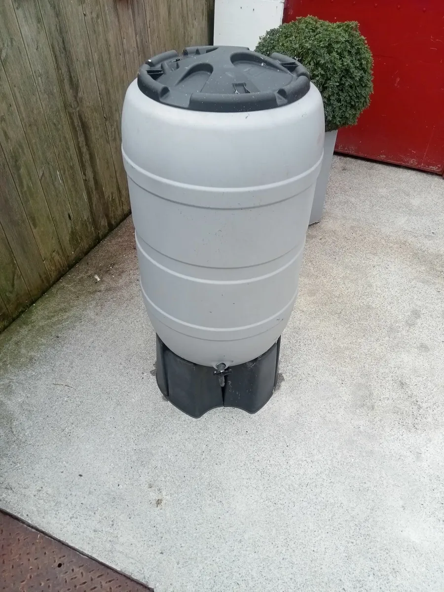 Water butt - Image 1