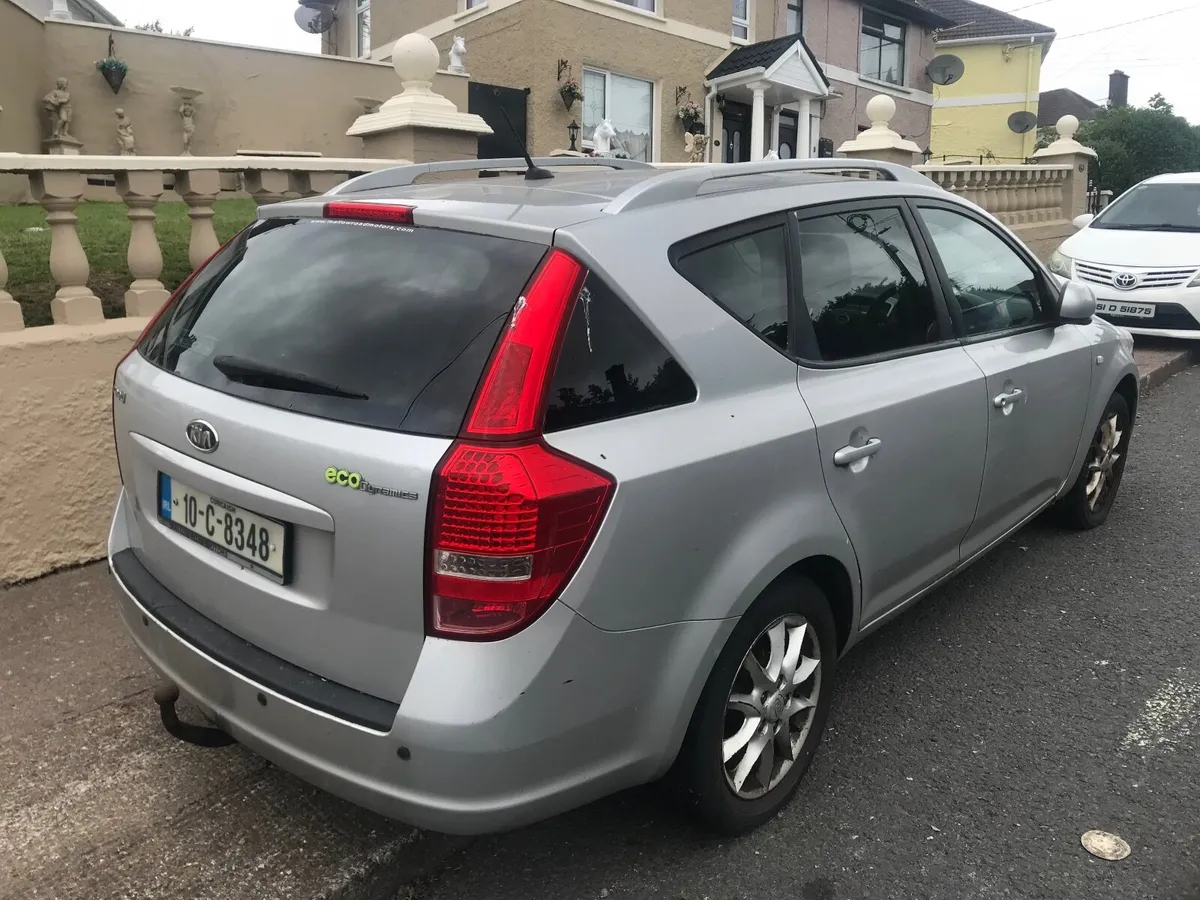 2010 Kia ceed - Image 2