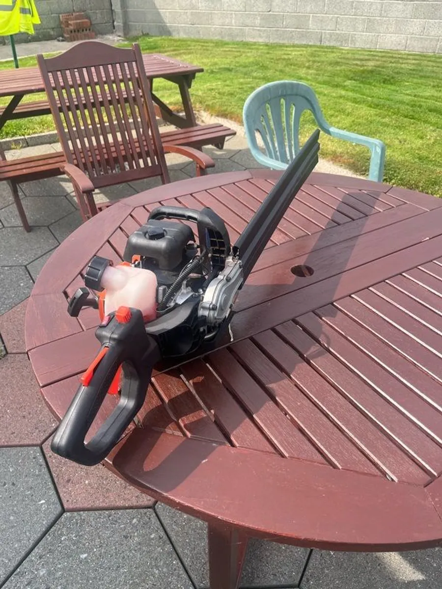 hedge trimmer - Image 1