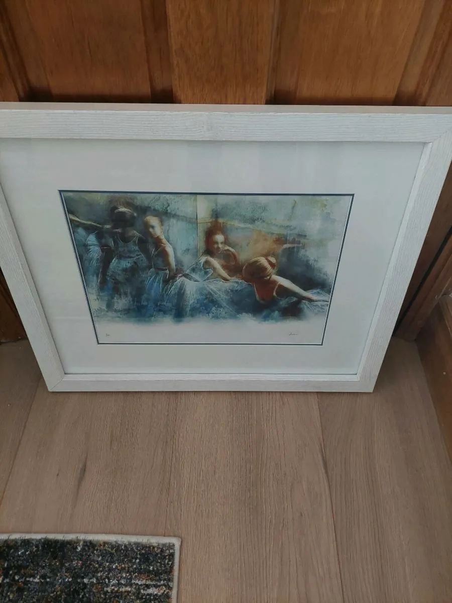 Wall art - Image 1