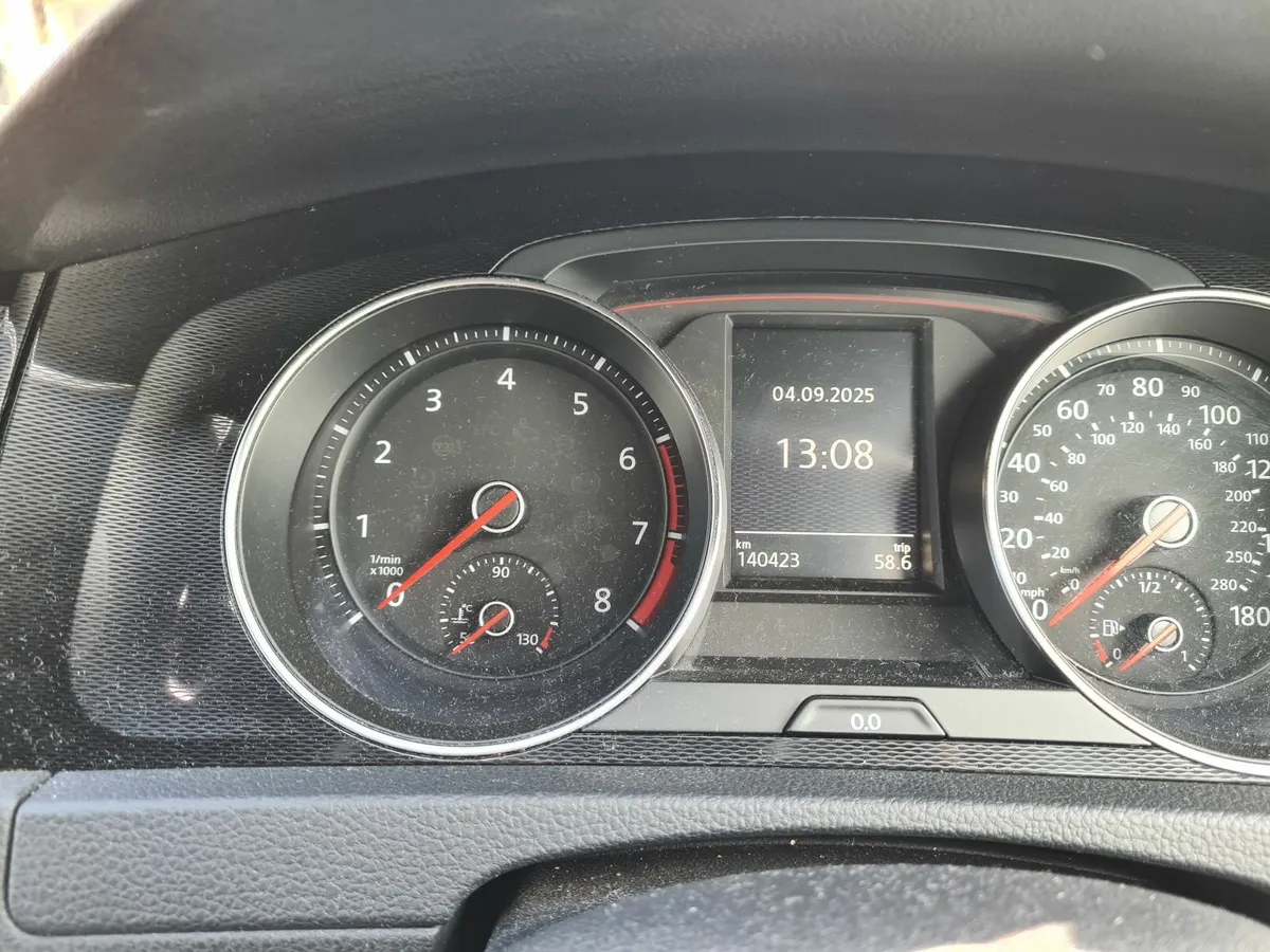 Volkswagen Golf 2015 - Image 2