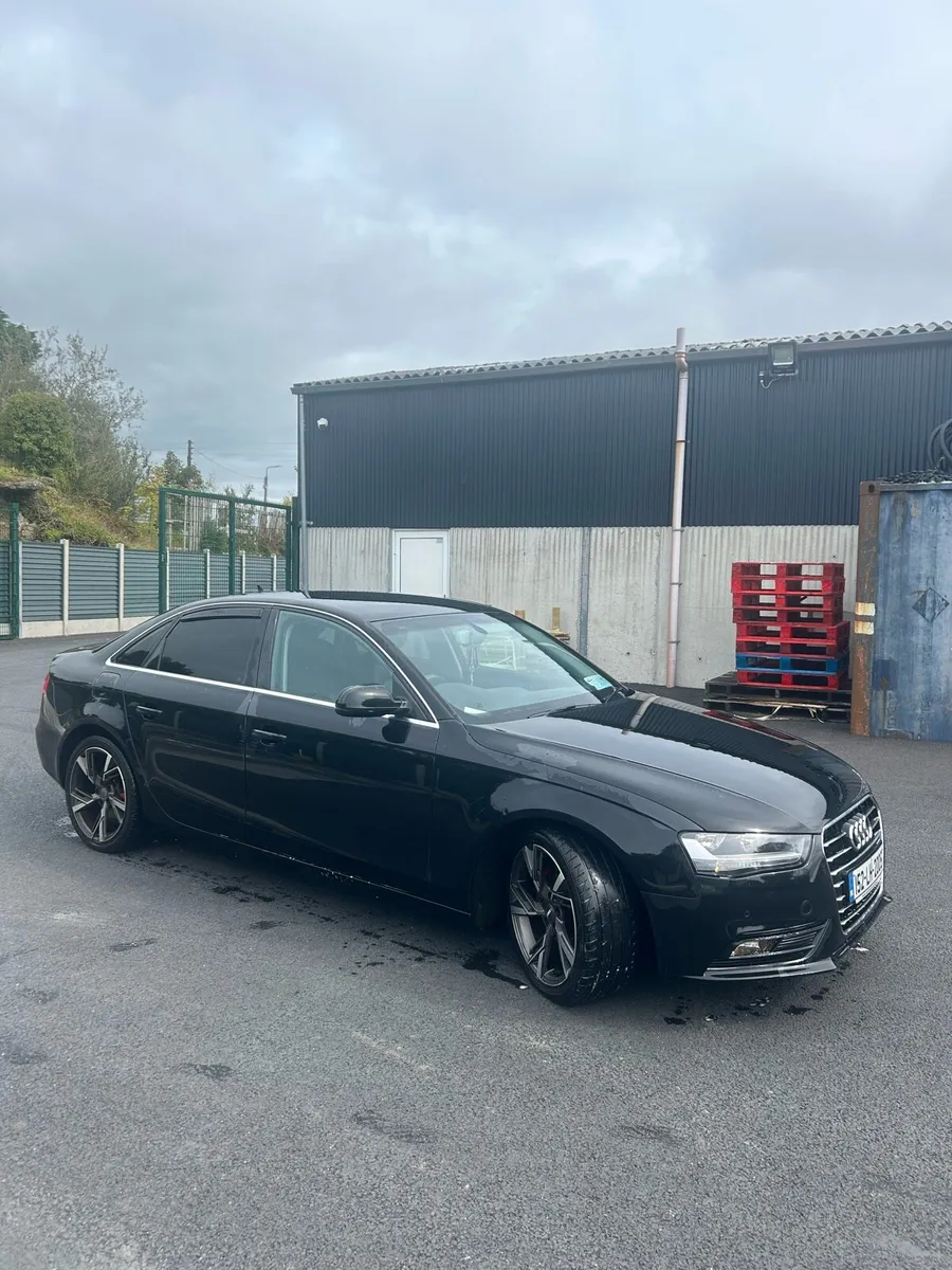 Audi A4 2.0 ULTRA SE TECHNIK 2015 *163 BHP* - Image 2