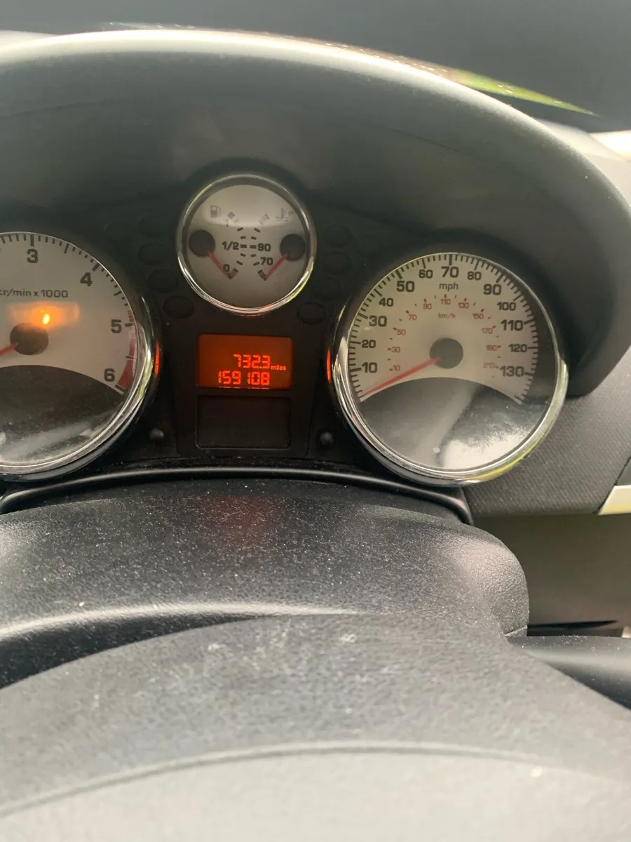 Peugeot 207 - Image 3
