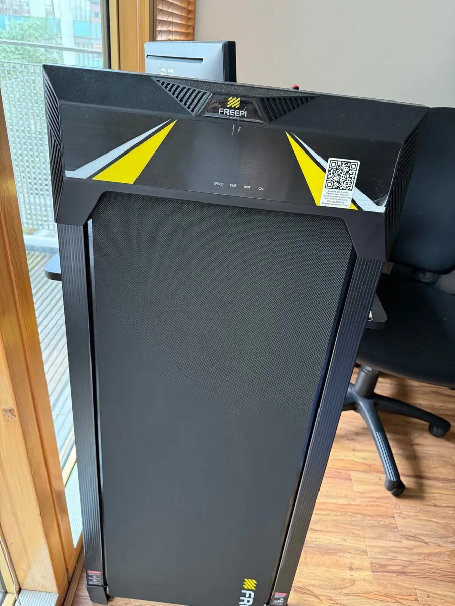 Walking pad / treadmill with adjustable table - Image 3