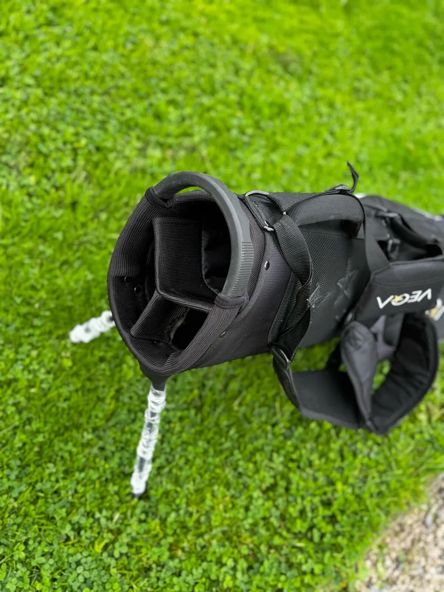 Vega Golf stand bag - Image 3