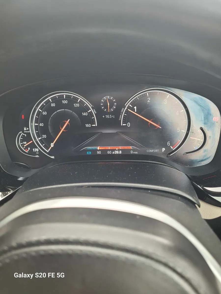 BMW 5-Series 2017 - Image 3