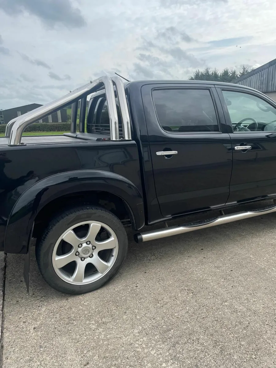 Toyota Hilux 2016 - Image 3
