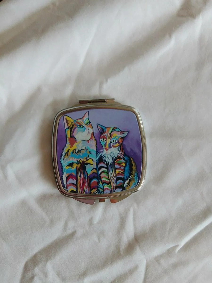 47 powder compacts - Image 3