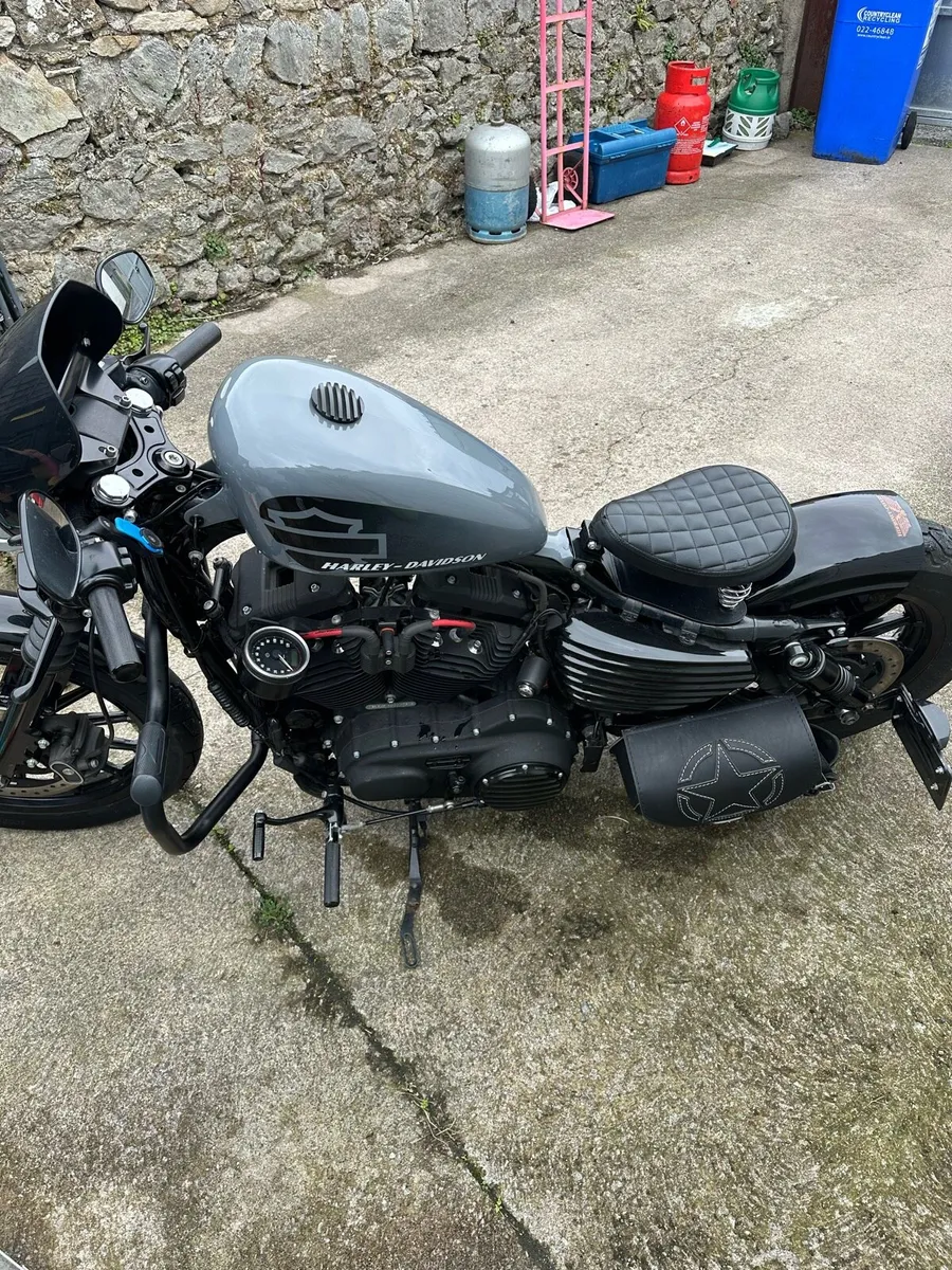HARLEY CUSTOM SPORTSTER XL 883 - Image 3