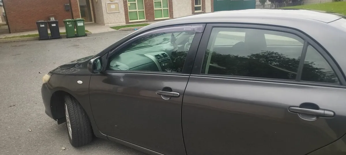 Toyota Corolla 2008 - Image 2