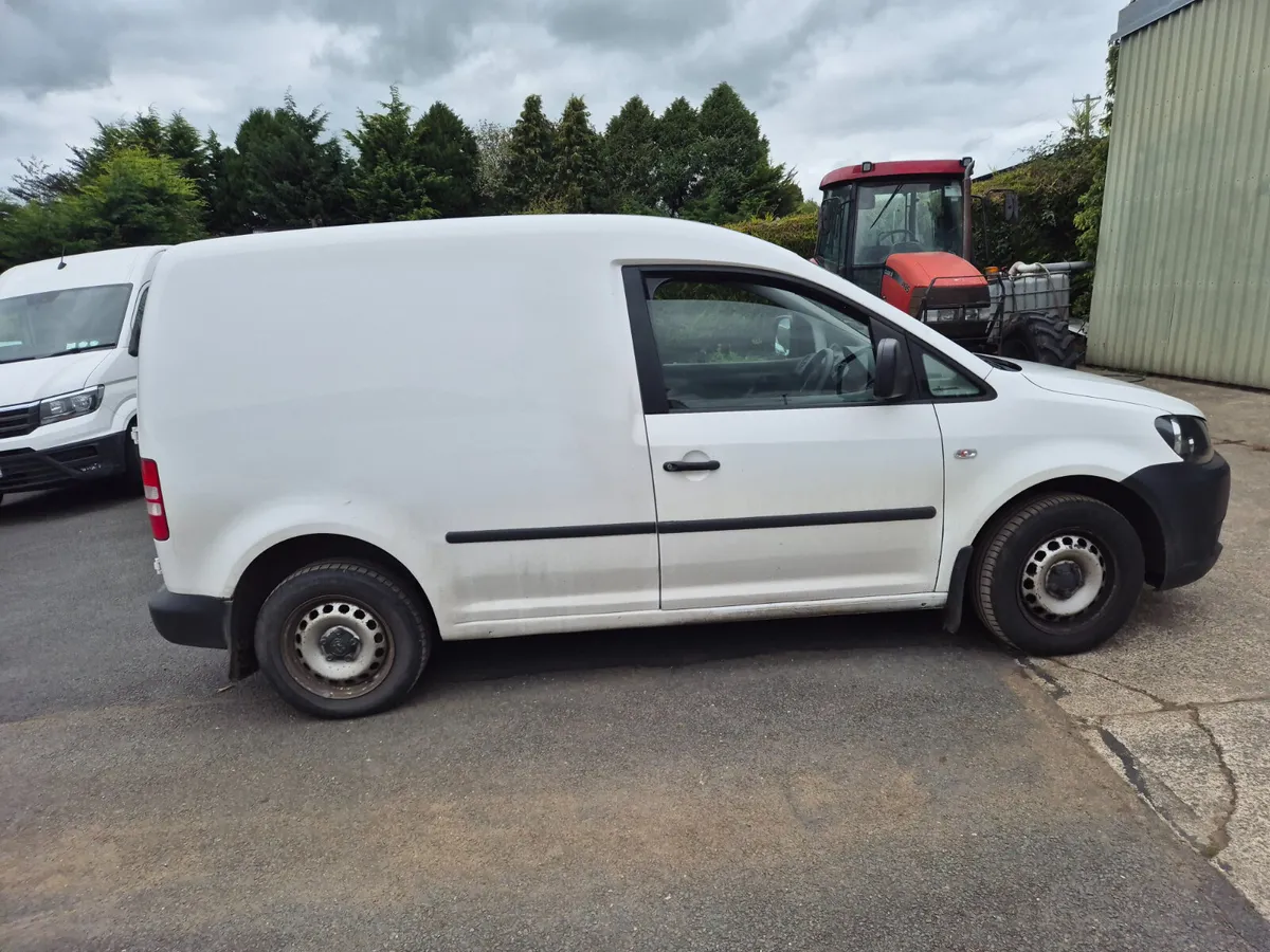 Volkswagen Caddy 2014 - Image 3