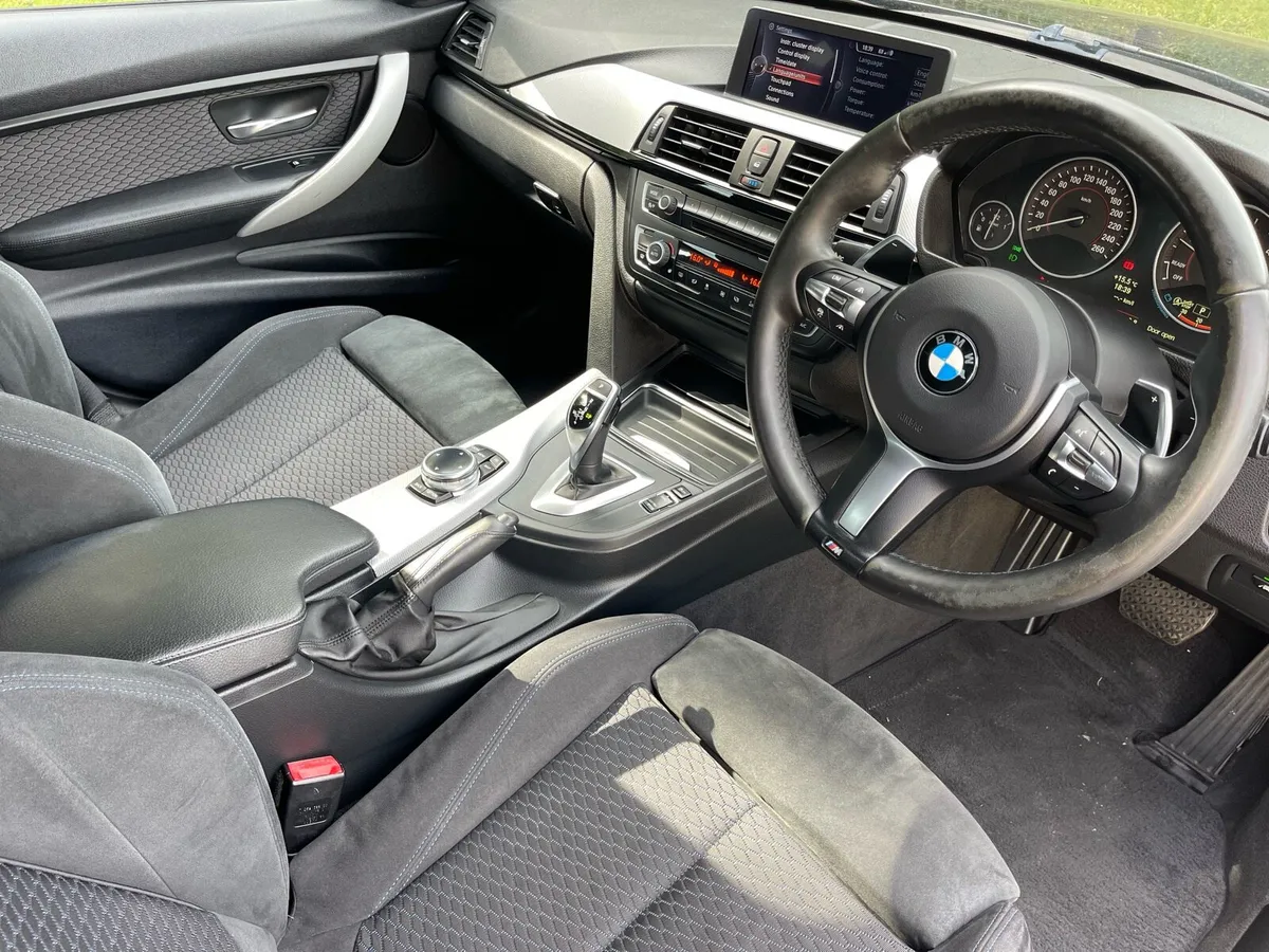 BMW 320D Msport Auto - Image 2