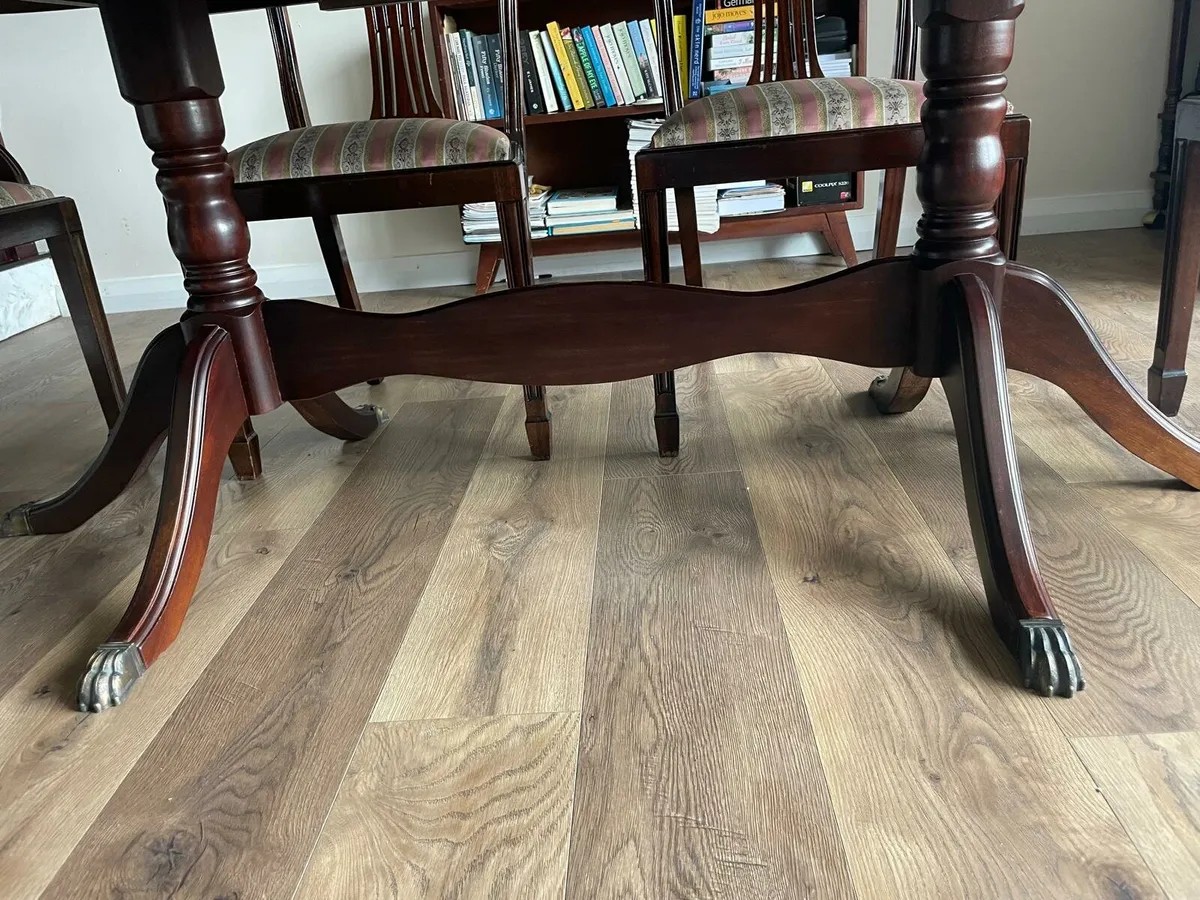 Rossmore Dining table and six chairs - Image 3