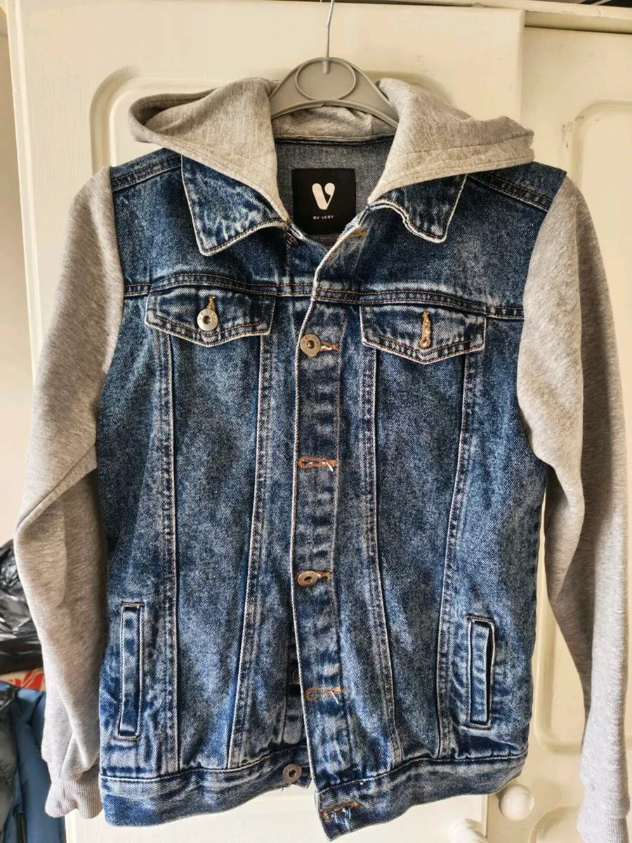 Boys jacket - Image 1