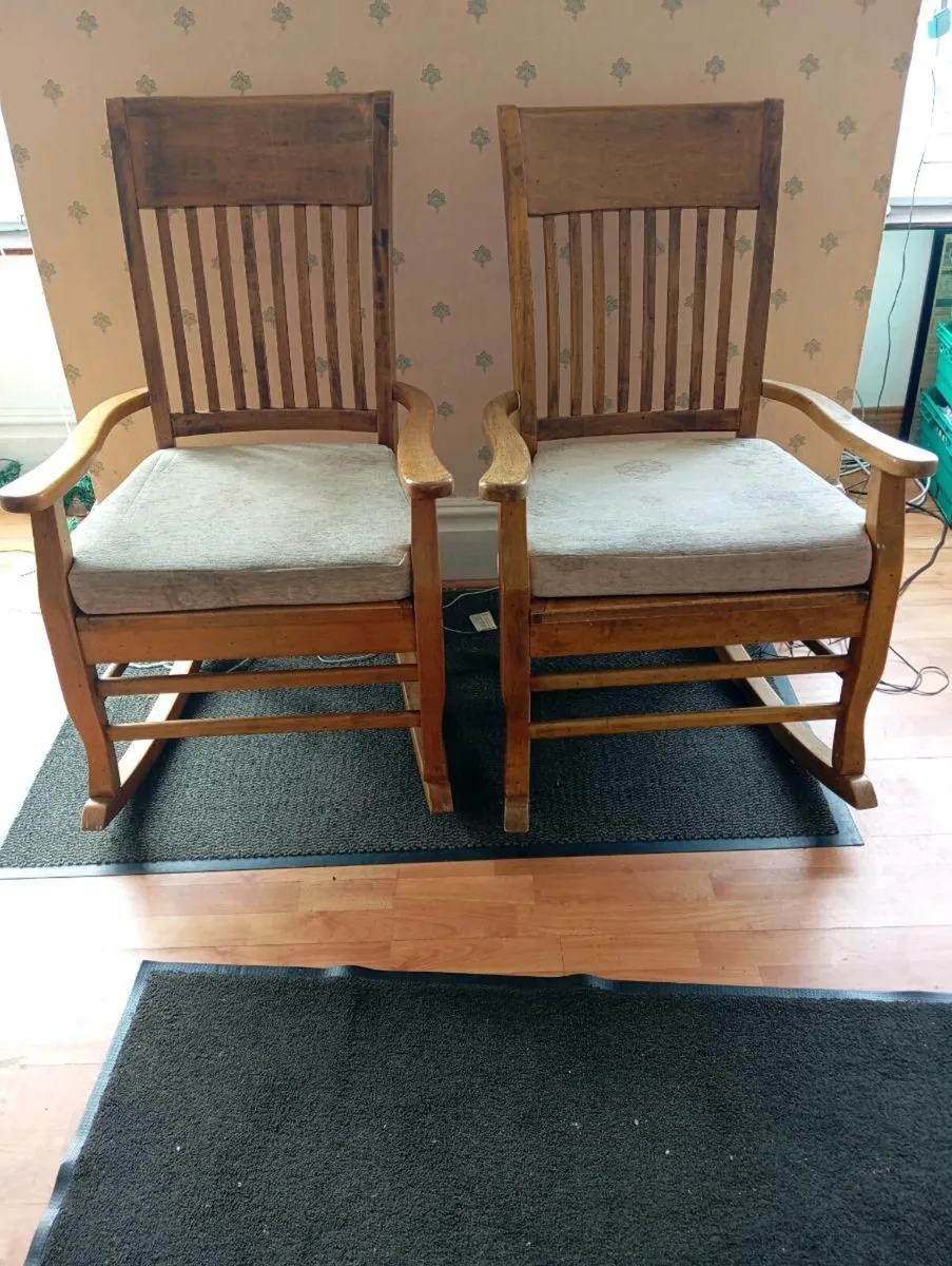 Rocking chair - Image 1