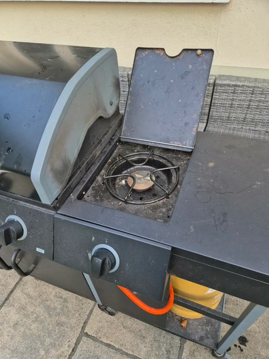 Large Kitchen Barbecue Bargain - Image 3