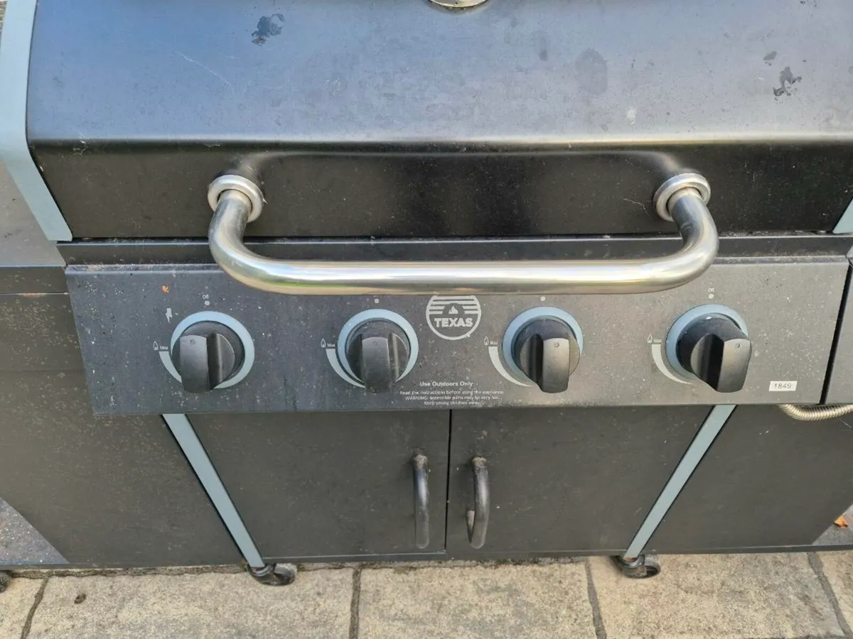 Large Kitchen Barbecue Bargain - Image 4