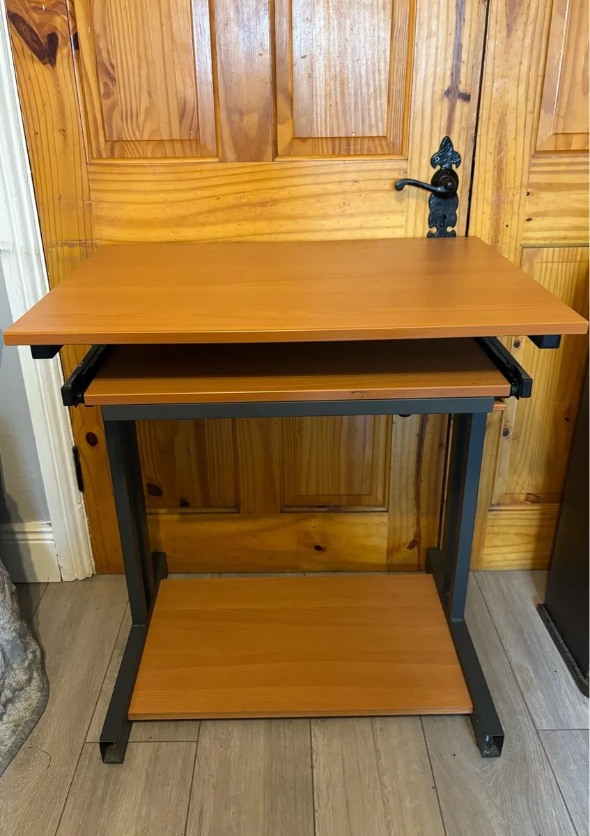 Compact Computer/ Study desk - Image 3