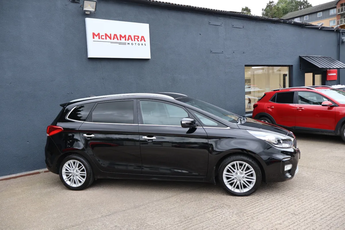 Kia Carens 7 Seater Low Mileage Huge Spec! - Image 2