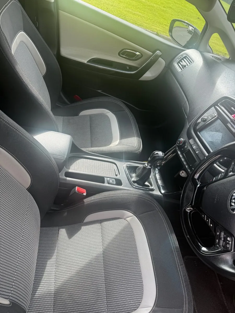 Kia Ceed 2017 - Image 4