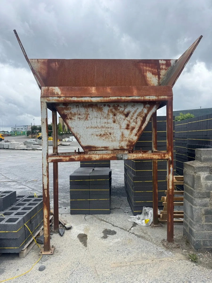 Bagging Hopper - Image 1