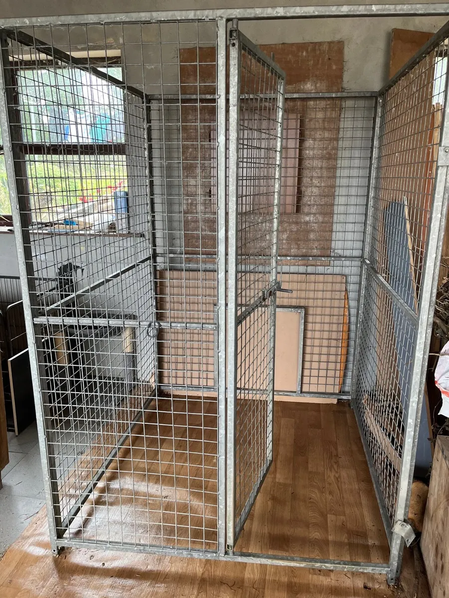 Dog run/cage - Image 2