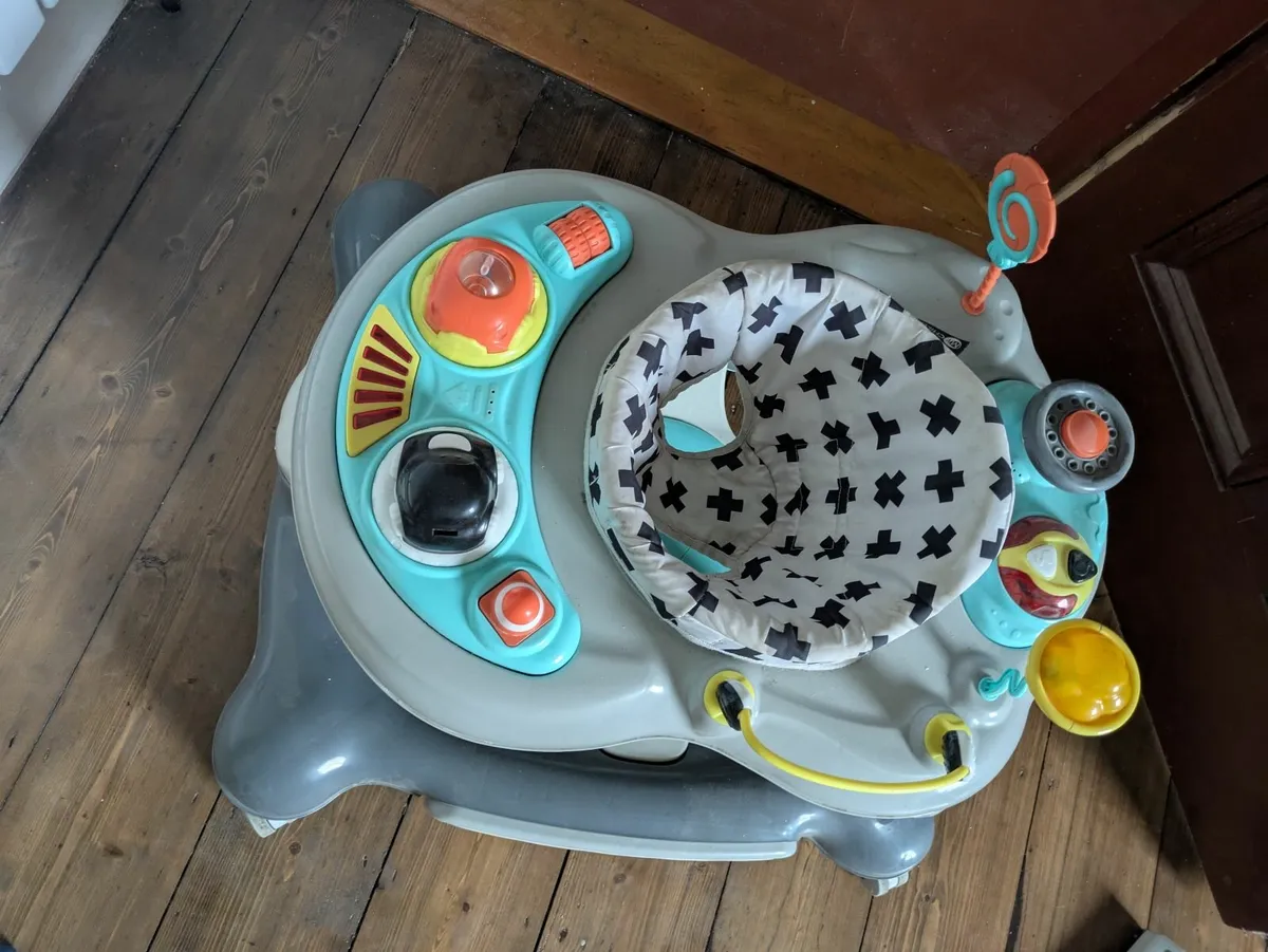 Roundabout activity walker (my child) - Image 2