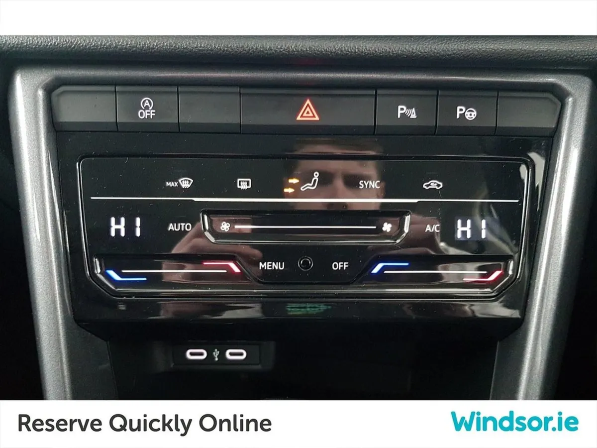 Volkswagen T-Roc 1.5 TSI 150HP Automatic - Image 4