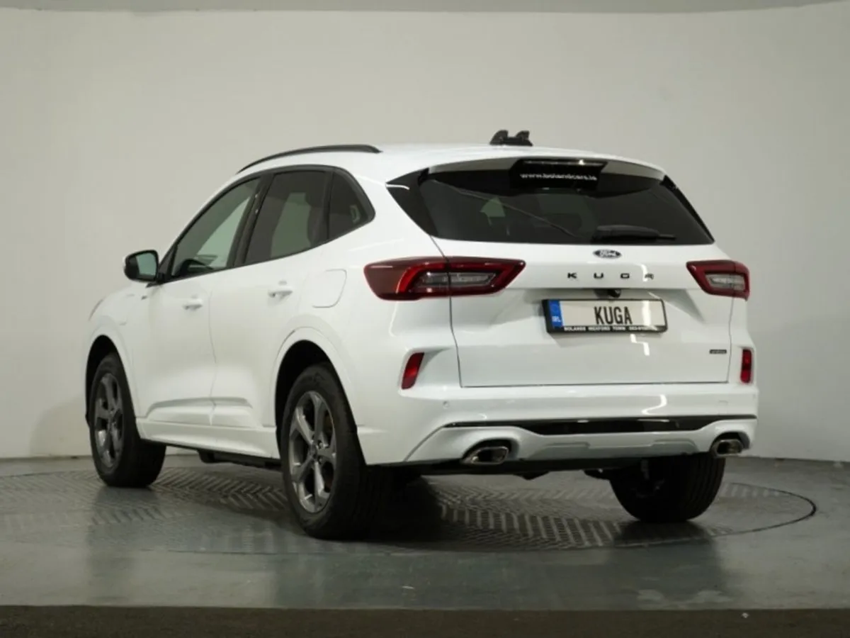 Ford Kuga Kuga St-line 2.5 Duratec 243PS Plug-in - Image 4