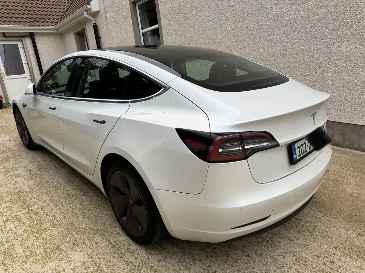 2020 Tesla Model 3 Standard Range Plus – RWD - Image 4