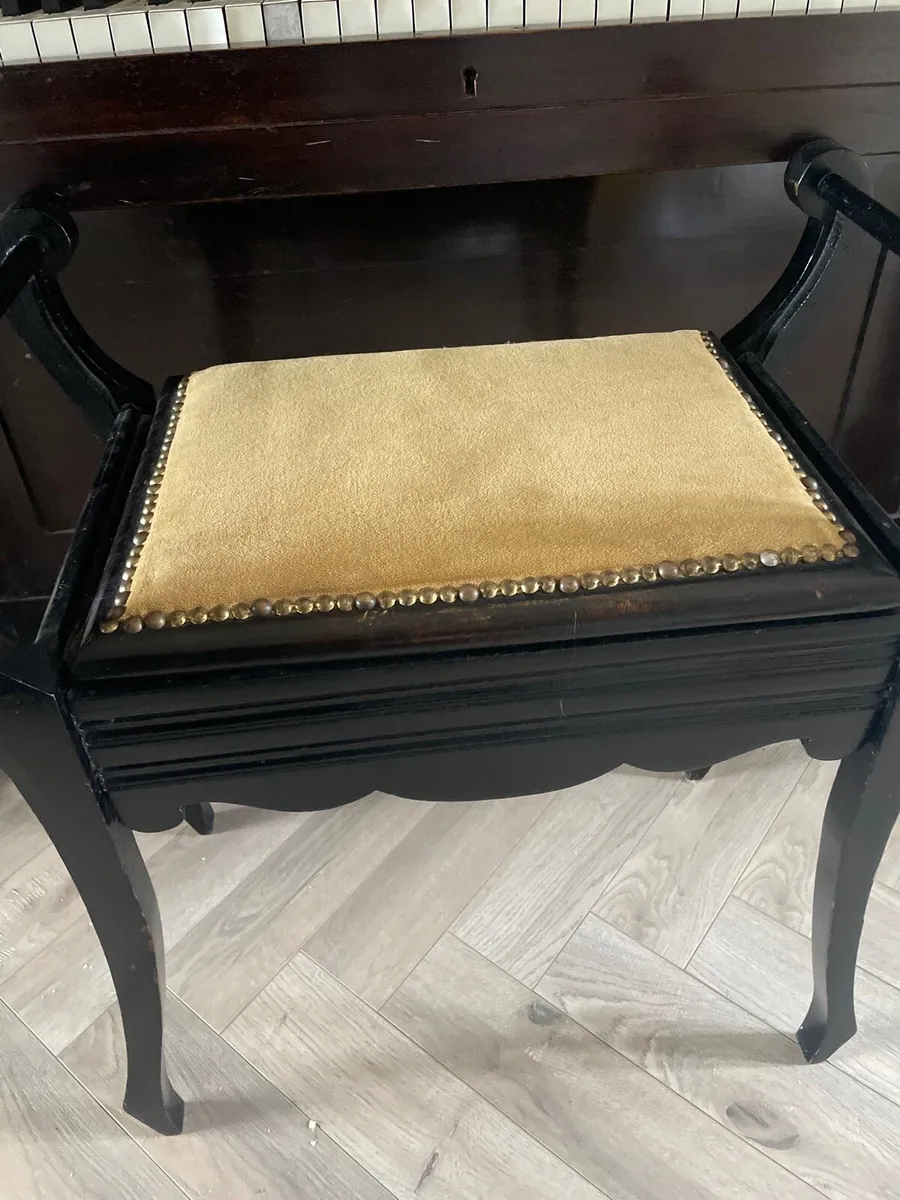 Piano - Free to a good home - Image 3