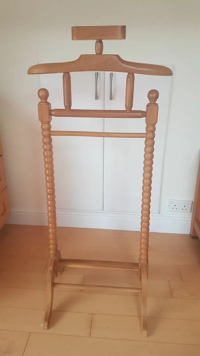 Suit or coat stand - Image 1