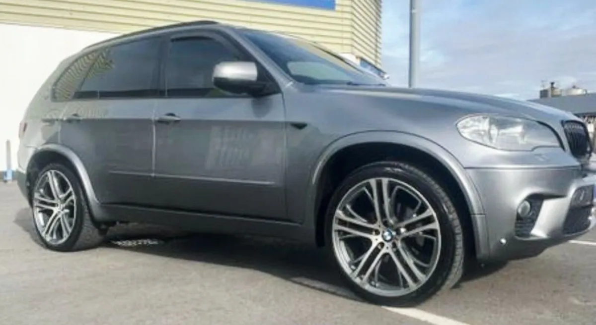 BMW X5 M-SPORT x-DRIVE 3.0TD LOW TAX