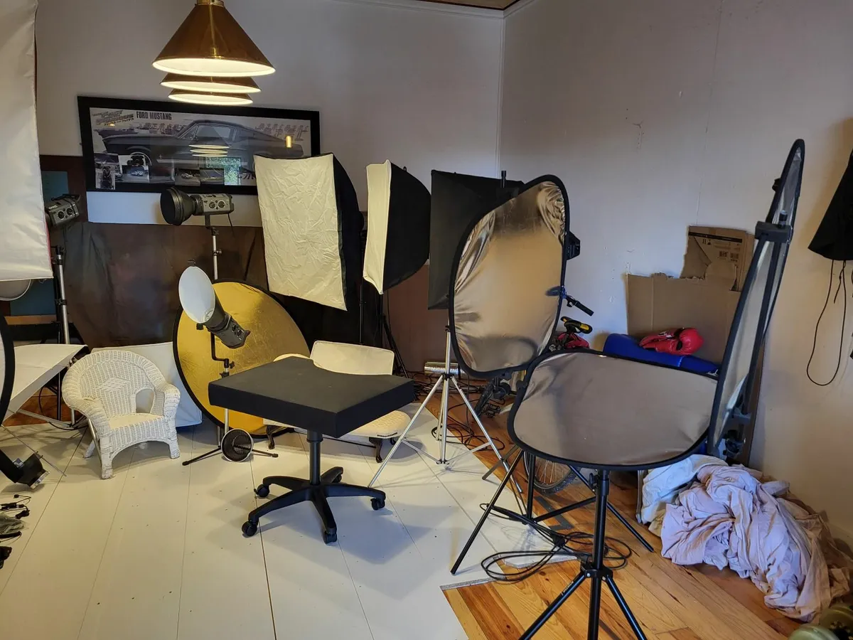 Photography Studio Equipment - Image 2