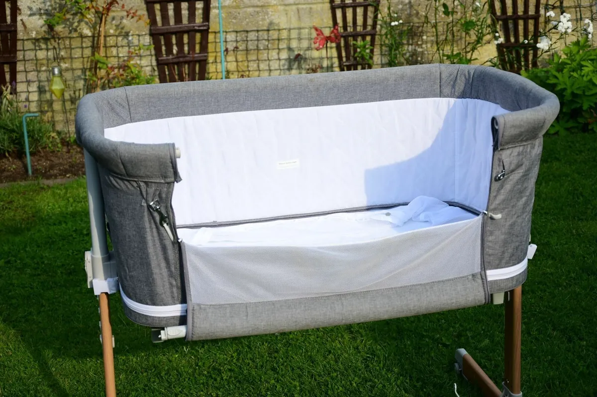Assortment of baby items - Image 2